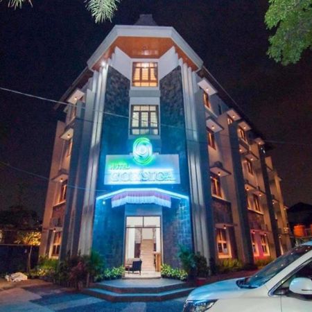 Corsica Hotel Bandung Exterior photo
